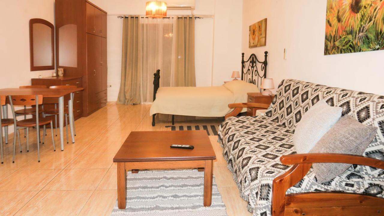 Kallisti Apartments Skiathos Town Phòng bức ảnh