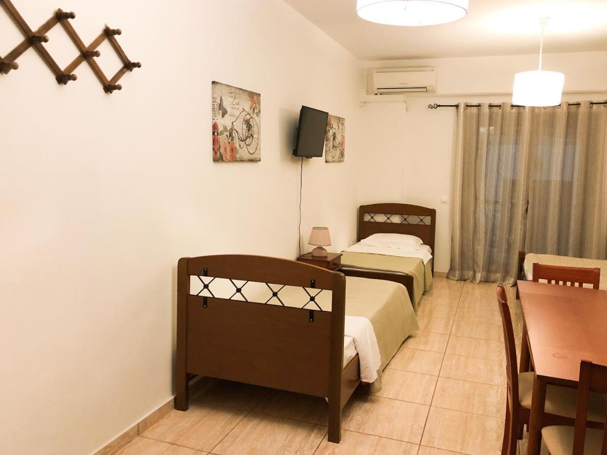 Kallisti Apartments Skiathos Town Ngoại thất bức ảnh