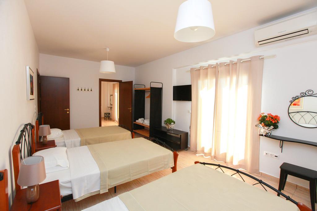 Kallisti Apartments Skiathos Town Phòng bức ảnh