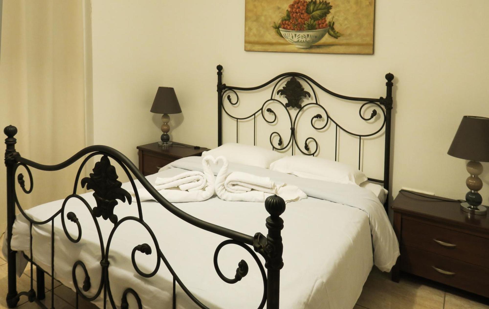 Kallisti Apartments Skiathos Town Phòng bức ảnh