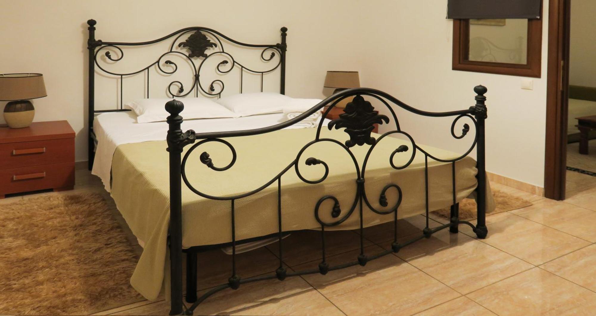 Kallisti Apartments Skiathos Town Phòng bức ảnh