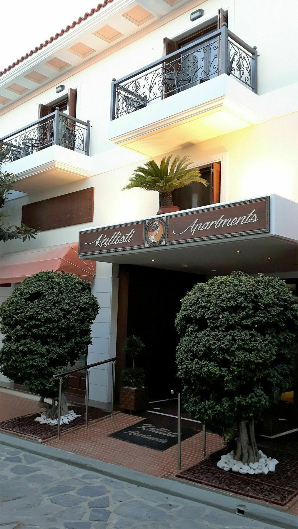 Kallisti Apartments Skiathos Town Ngoại thất bức ảnh