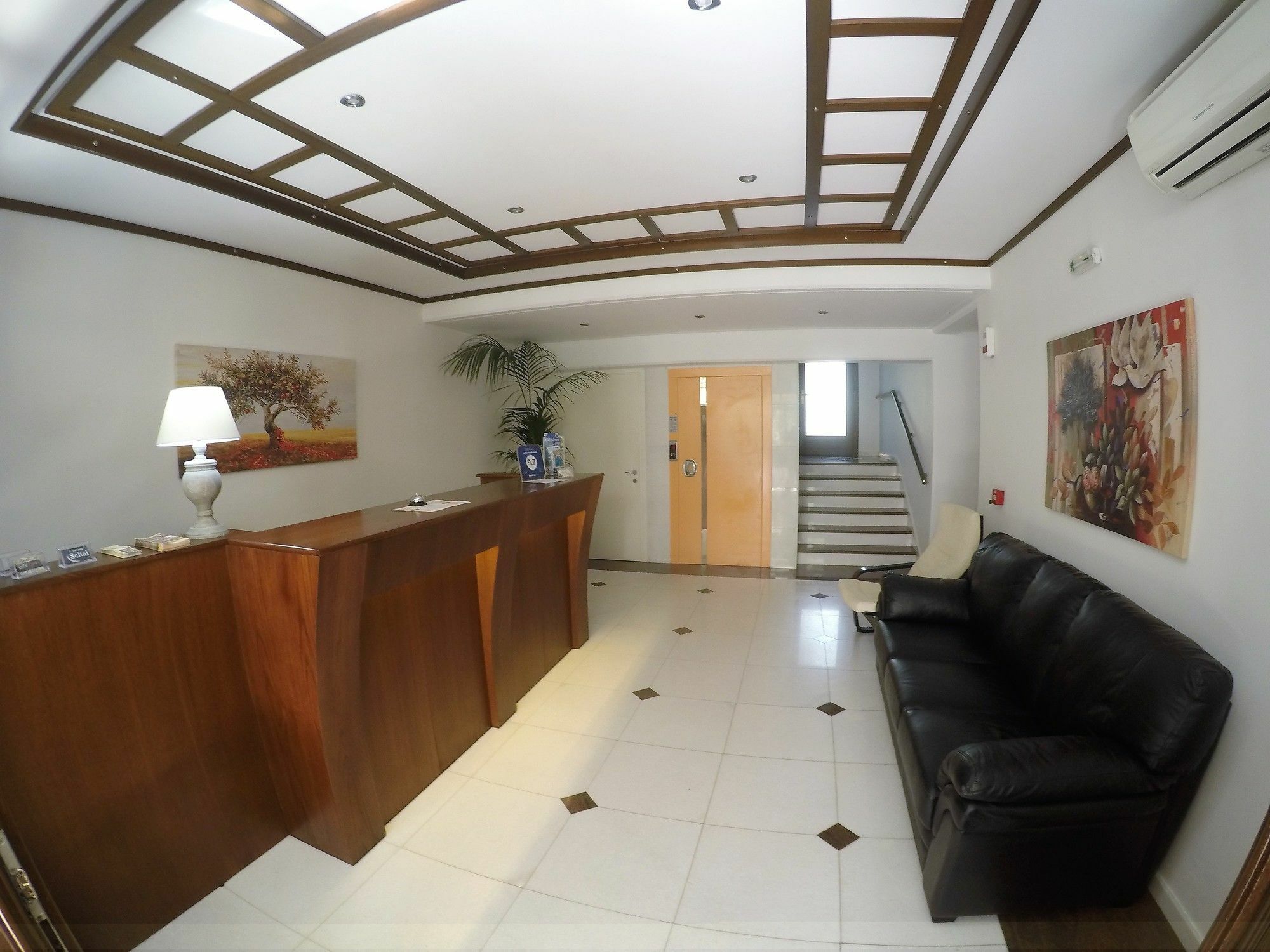 Kallisti Apartments Skiathos Town Ngoại thất bức ảnh