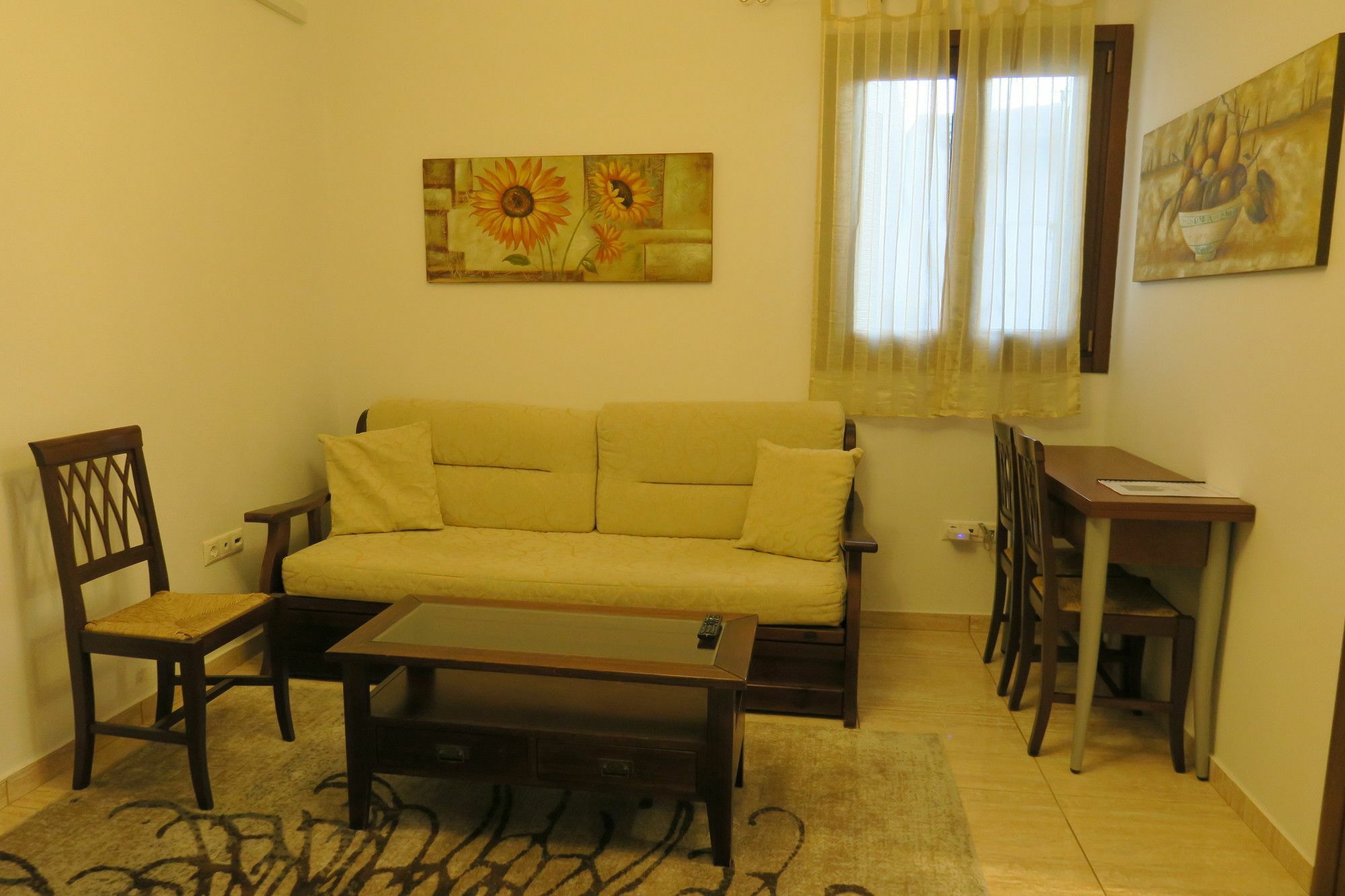 Kallisti Apartments Skiathos Town Ngoại thất bức ảnh